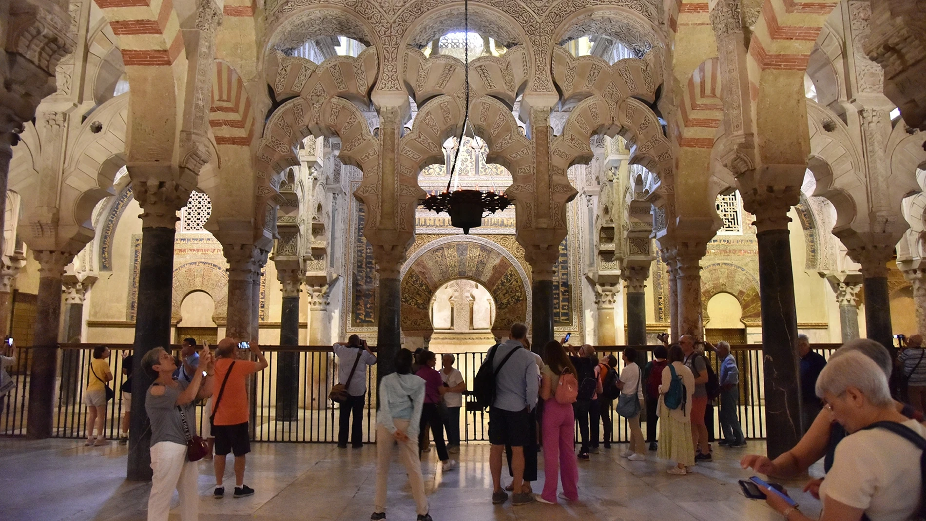 La mayoría de los nuevos guías-intérpretes de la Mezquita-Catedral son residentes en Córdoba