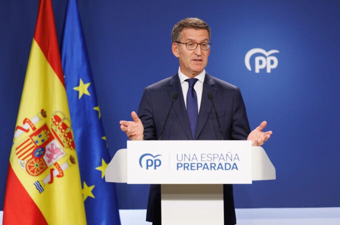 23J.-Feijóo admite que no ha alcanzado las "expectativas" y abre contactos con PNV, UPN, Vox y CC: "No voy a renunciar"
