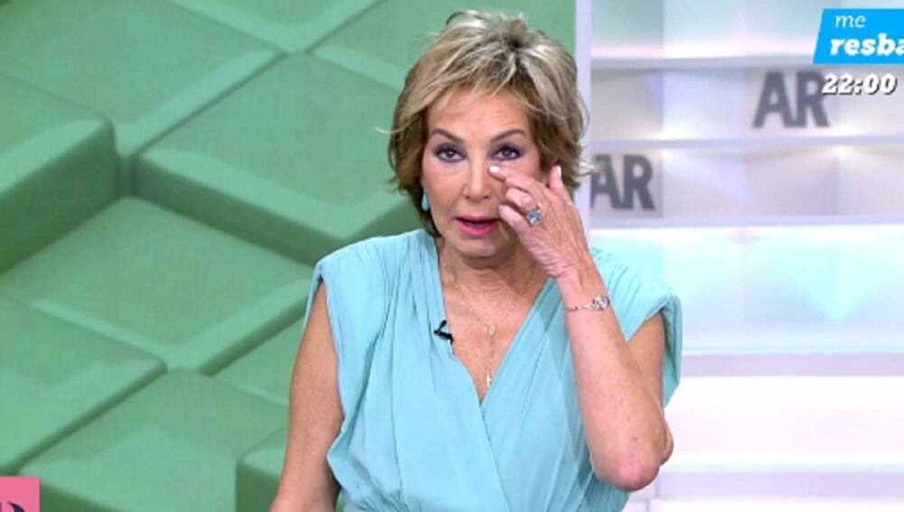 Ana Rosa Quintana no puede evitar llorar al hablar de sus hijos en su  despedida
