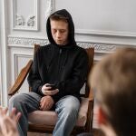 ¿Por qué a los adolescentes les salen esos graciosos gallos al hablar?