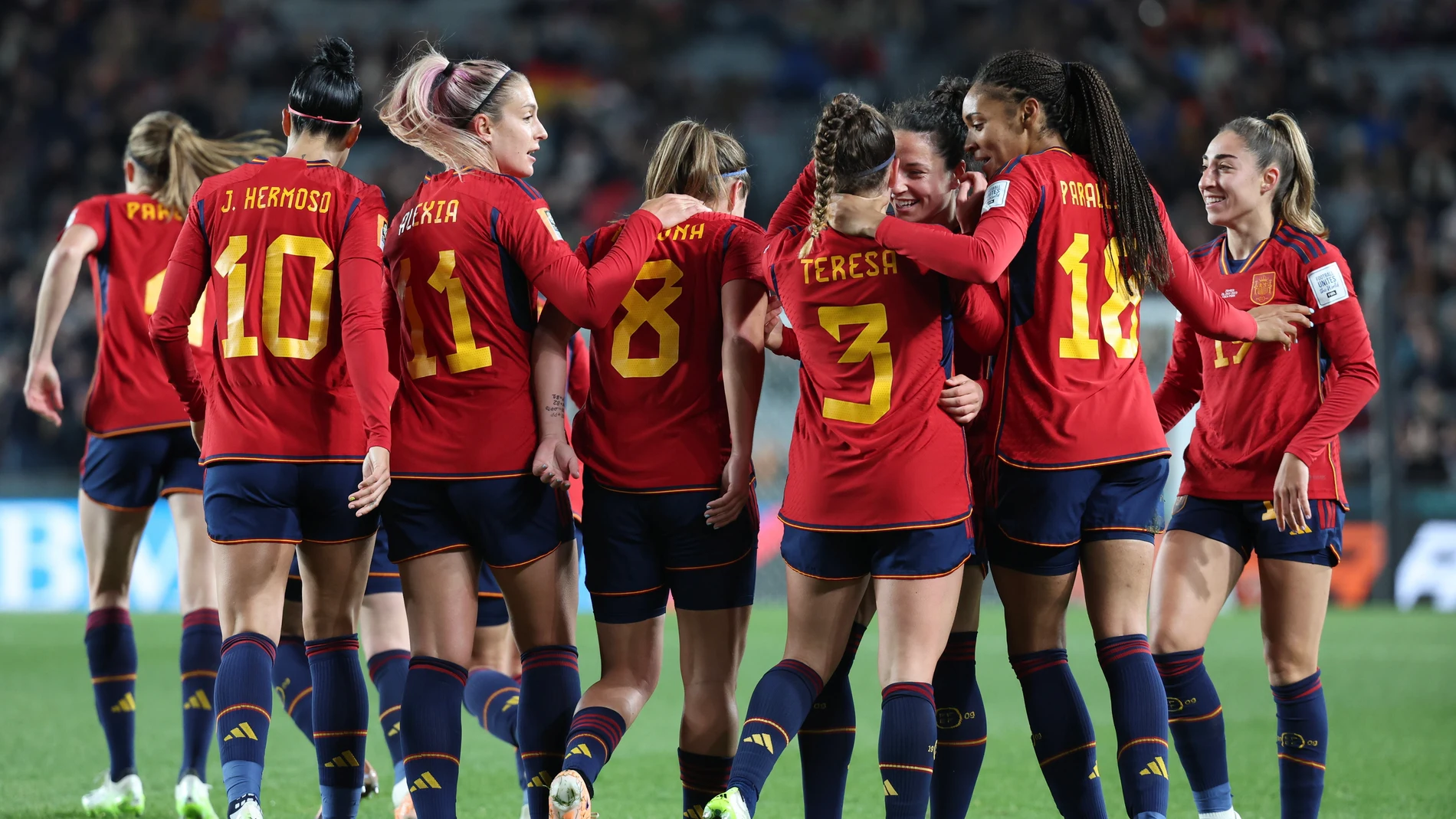 Auckland (New Zealand), 25/07/2023.- Team Spain celebrate after winning the FIFA Women's World Cup group C soccer match between Spain and Zambia, in Auckland, New Zealand, 26 July 2023. (Mundial de Fútbol, Nueva Zelanda, España) EFE/EPA/HOW HWEE YOUNG