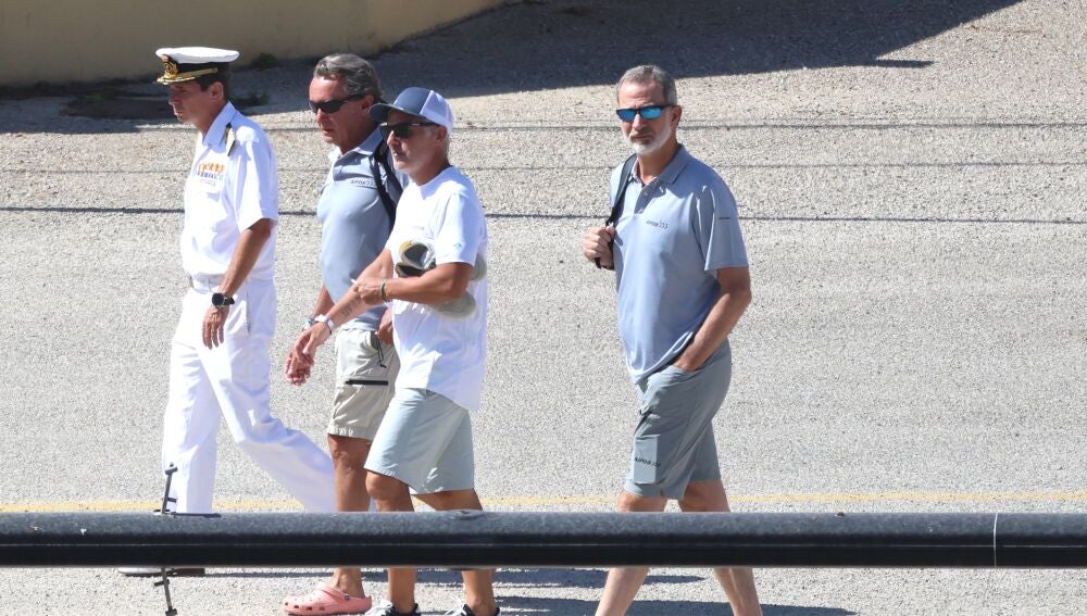 El Rey Felipe a su llegada al puerto, a 28 de julio de 2023, en Palma de Mallorca (España). FAMOSOS;REY;BARCO;AIFOS Raúl Terrel / Europa Press 28/07/2023