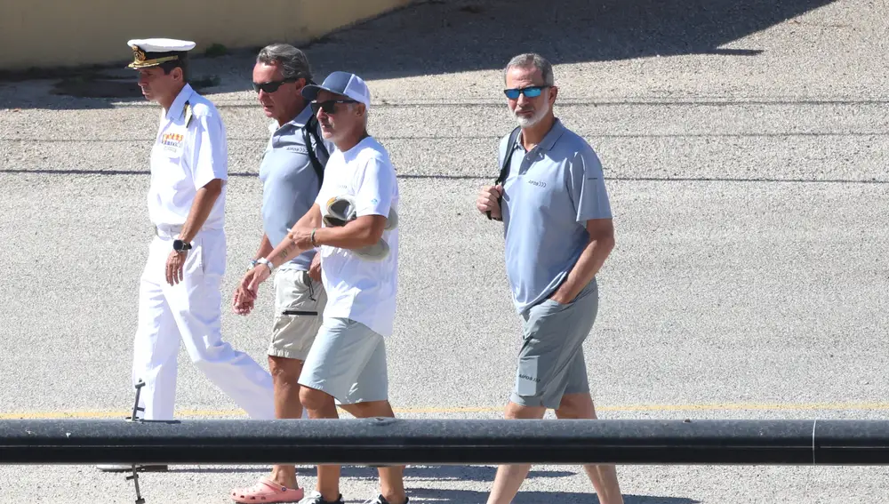 El Rey Felipe a su llegada al puerto, a 28 de julio de 2023, en Palma de Mallorca (España). FAMOSOS;REY;BARCO;AIFOS Raúl Terrel / Europa Press 28/07/2023