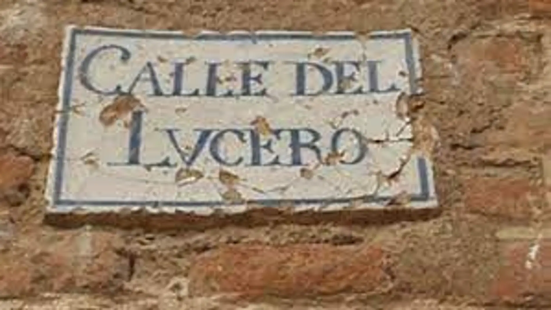 El casco histórico de Aranjuez recupera la señalización del siglo XVIII en sus calles