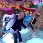Ramón García baila con Wilburd y con Nico travestido en el Drag-on