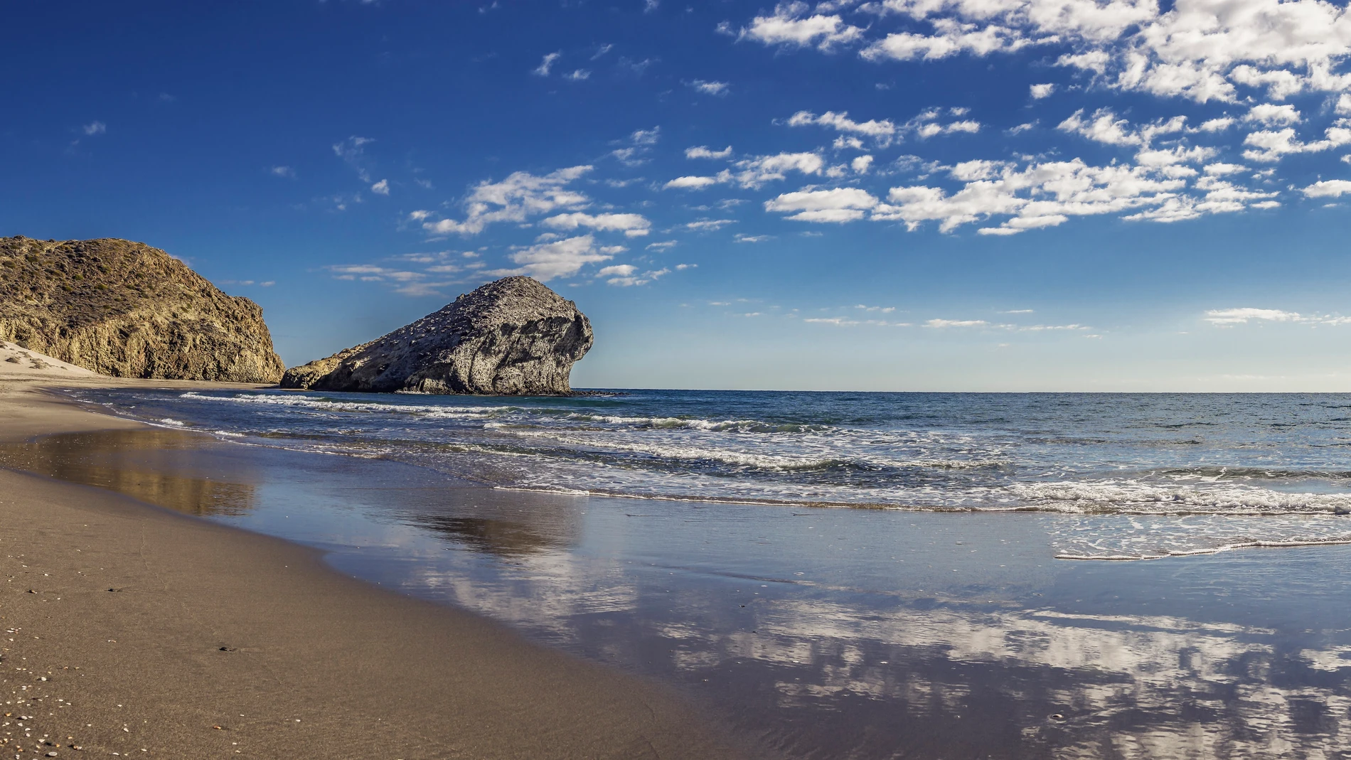 Playa de Mónsul, Almería.