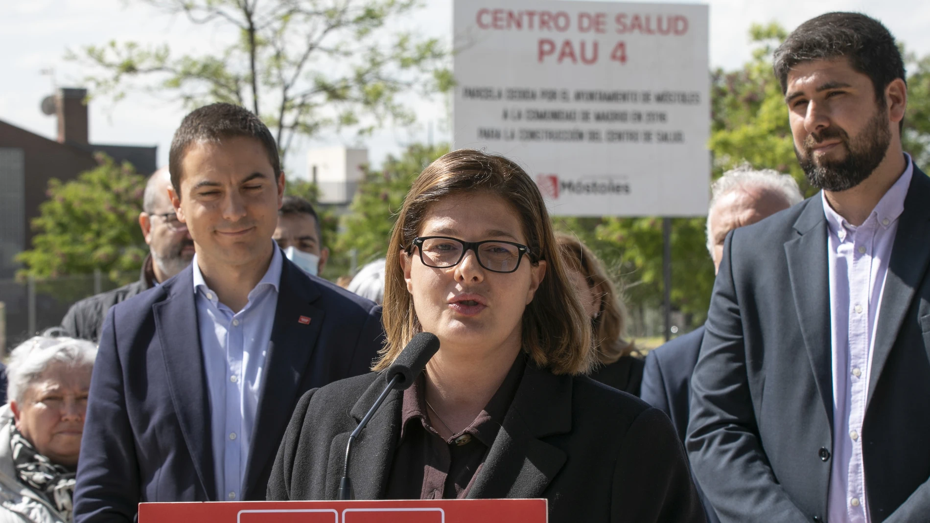 Juan Lobato, secretario general de Psoe Madrid visita Móstoles, acompañado por Noelia Posse, alcaldesa de Móstoles y Alex Martín, Secretario general del PSOE en Móstoles.