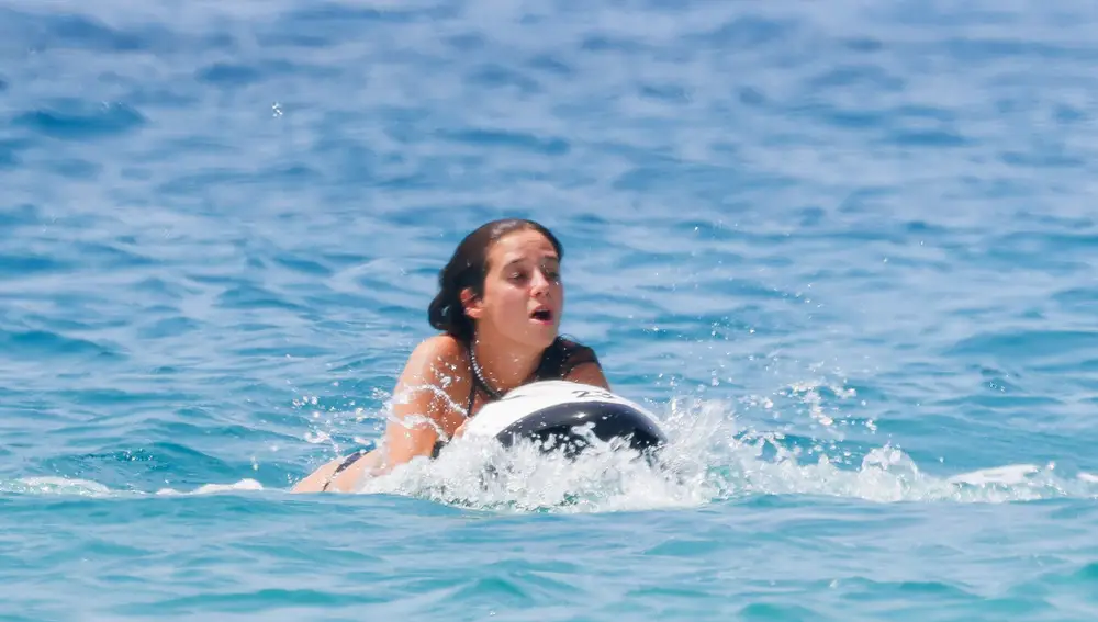 Victoria Federica en un "seabob" en Formentera