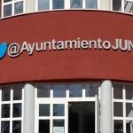 Fachada del Ayuntamiento de Jun (Granada)