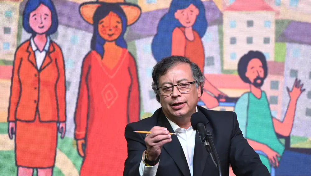 Colombian President Gustavo Petro speaks during a meeting between the government, the National Liberation Army (ELN) guerrilla leadership, and civil organizations in Bogota.