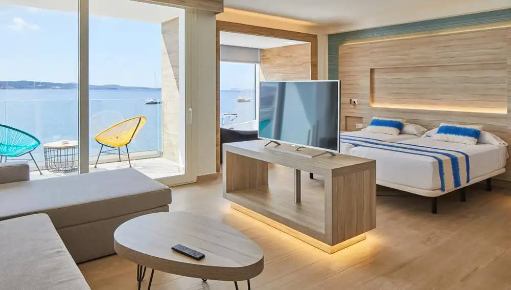 Sol Bahía Ibiza Suites