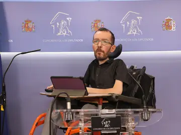 Echenique cree una "temeridad" que el PSOE proponga otra vez a Batet como presidenta del Congreso Echenique cree una "temeridad" que el PSOE proponga otra vez a Batet como presidenta del Congreso
