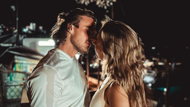 Stefanos Tsitsipas y Paula Badosa