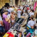 Ciudad Rodrigo reivindica su comercio durante un multitudinario Martes Mayor