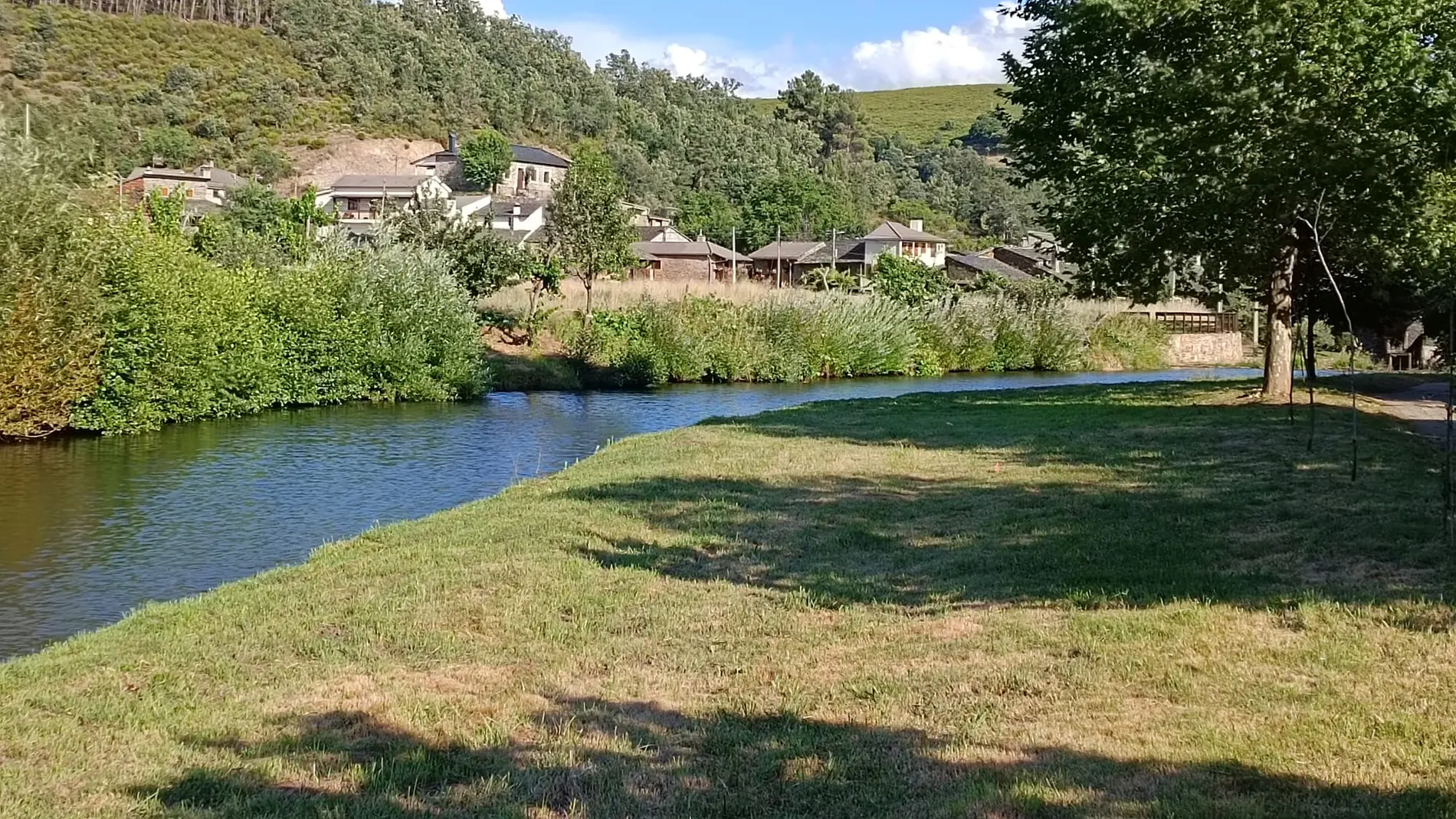 Rihonor de Castilla, en la Raya española y portuguesa
