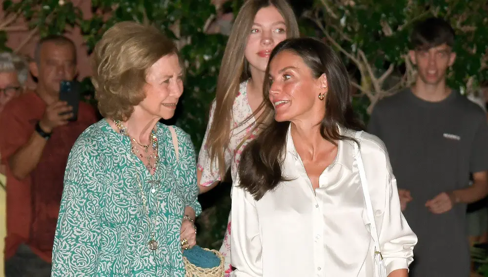 La Reina Letizia y la Reina Sofía en Mallorca.