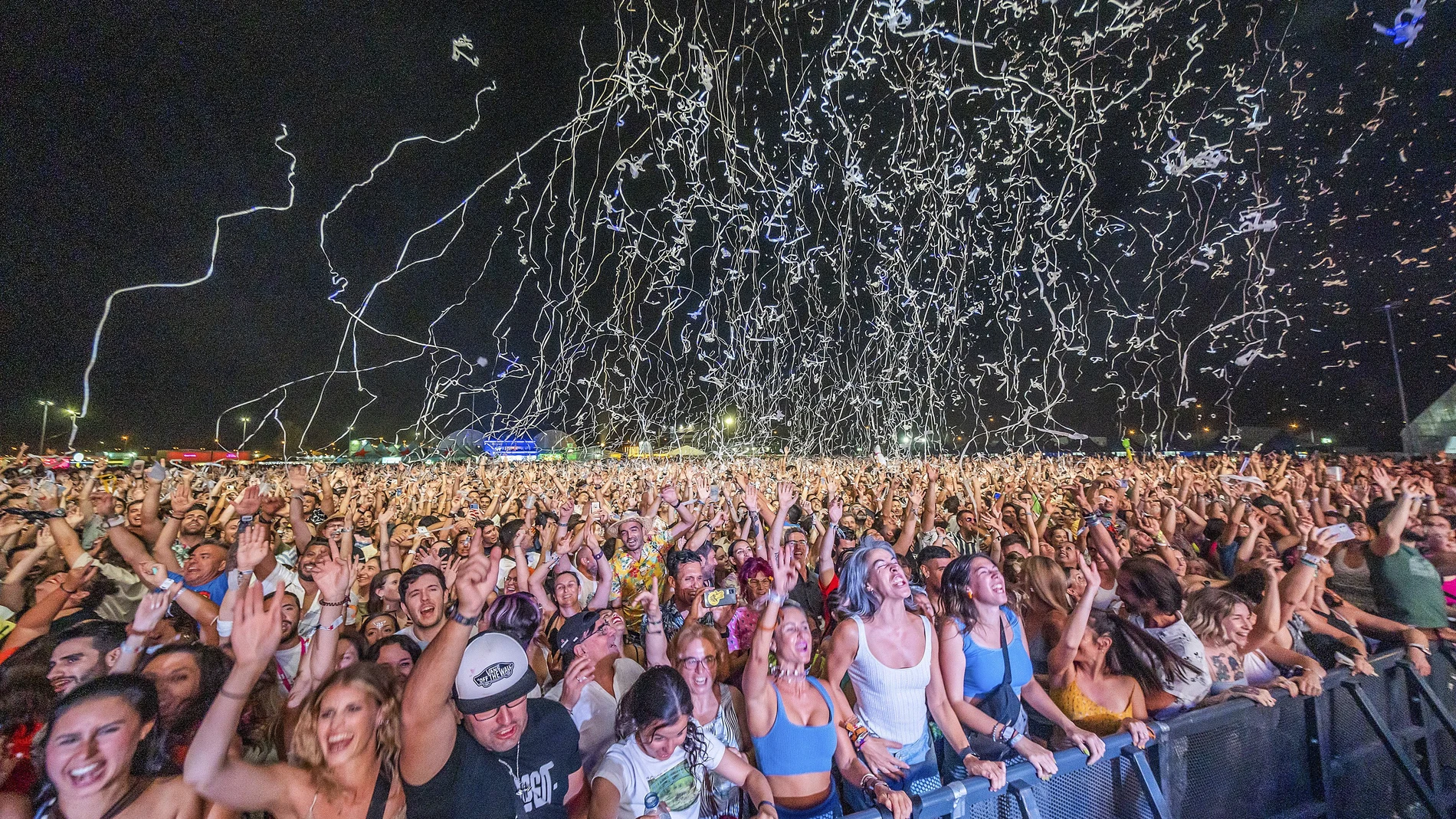 Público asistente a uno de los conciertos del Festival Sonorama 2023, este jueves en Aranda de Duero.
