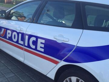 Polic&iacute;a en Francia