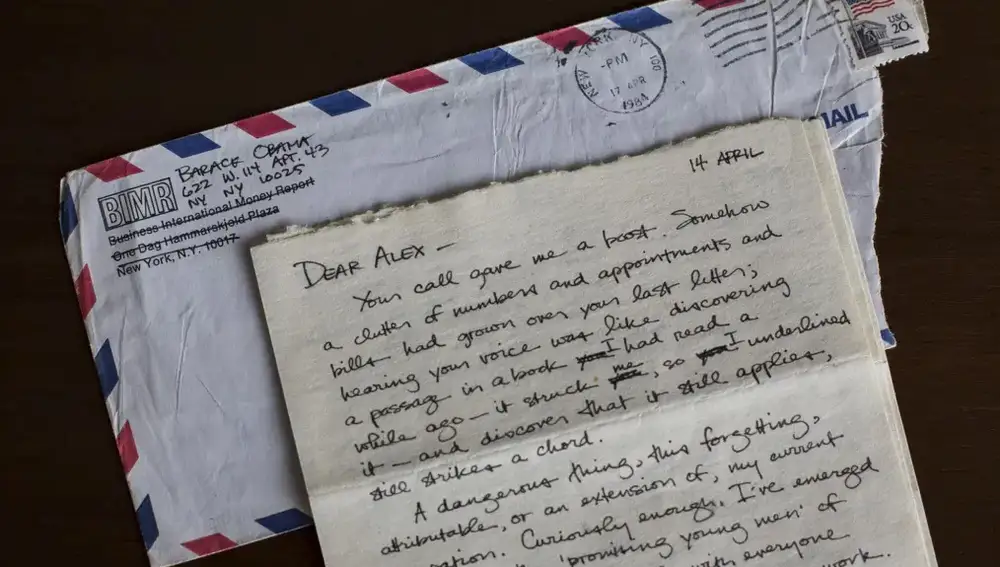 Barack Obama comparte su fantasía sexual con hombres en una carta a su exnovia