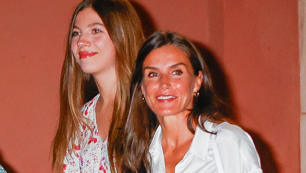 La Reina Letizia se lleva a su hija Sofía a Sidney: un viaje que está dando  mucho que hablar