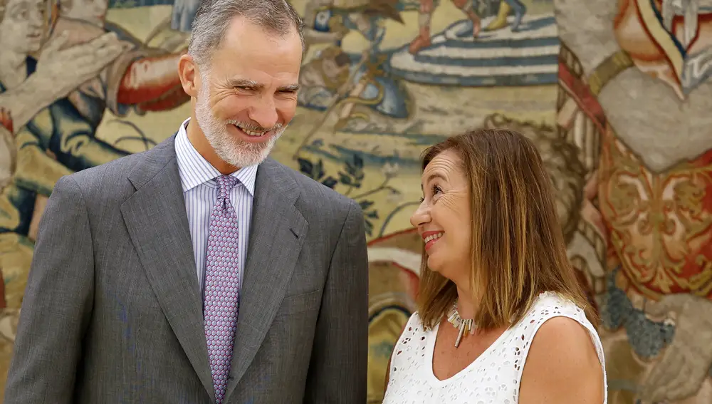 Armengol se reúne con el rey para informarle de la constitución de las Cortes
