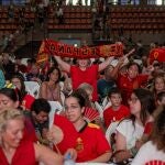 Más de 1.100 aficionados siguen la final del Mundial femenino de fútbol desde Barcelona