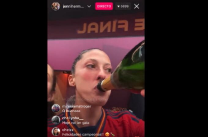 El directo de Jenni Hermoso en el vestuario