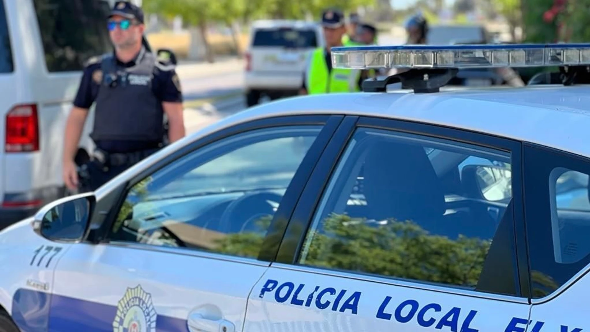Detenido un conductor en Elche (Alicante) por agredir a policías tras dar positivo en drogas: "Os voy a pegar un tiro"