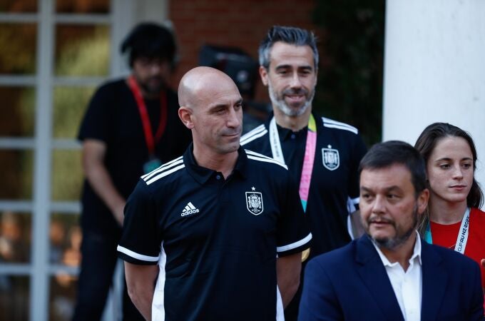 Rubiales, serio en la recepción en Moncloa