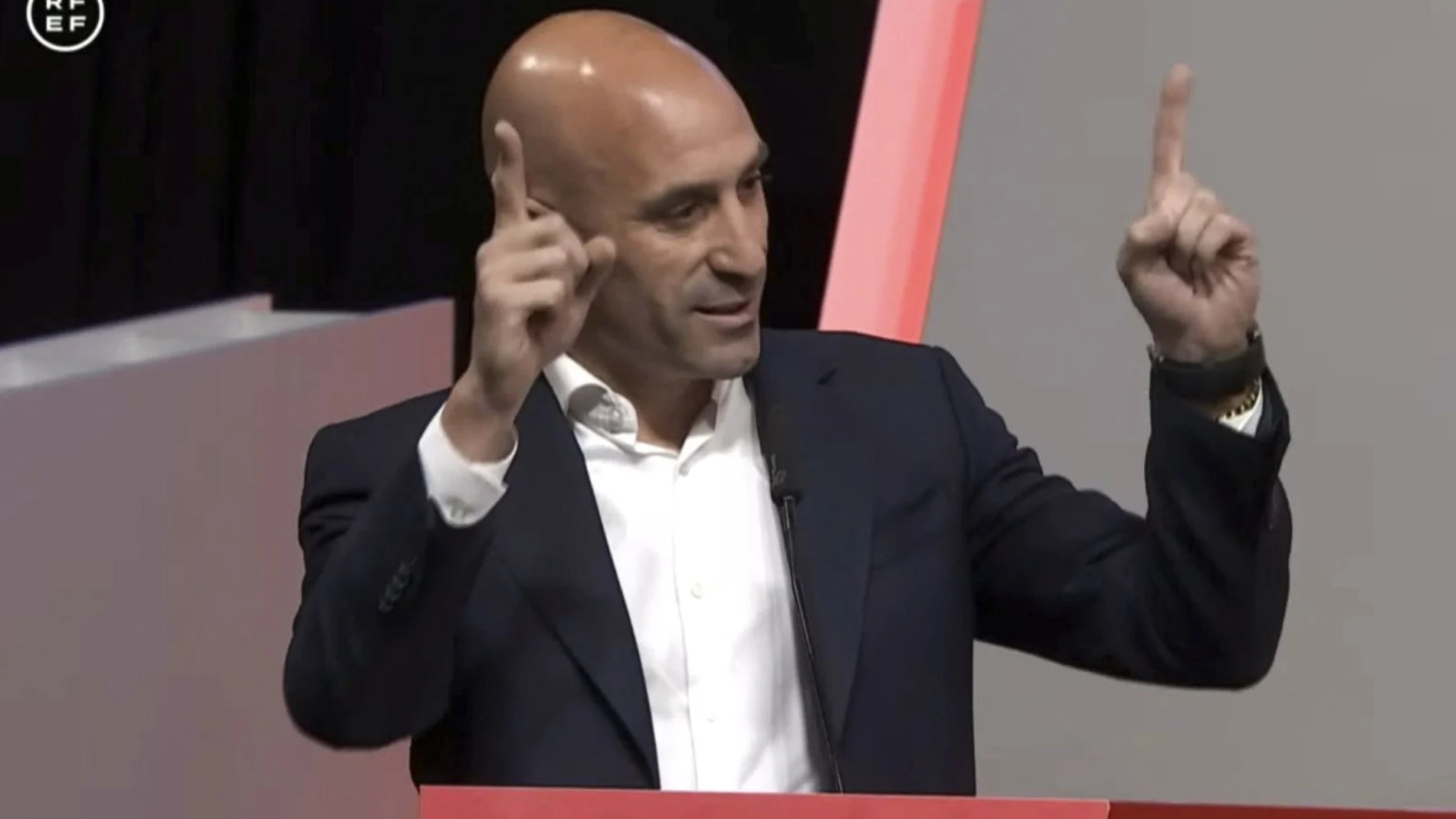 Luis Rubiales, en la Asamblea de la RFEF