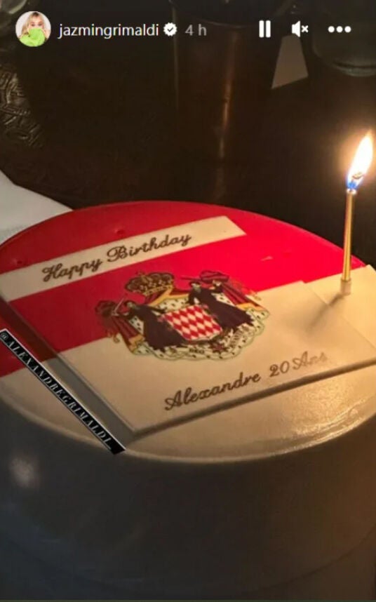Tarta de cumpleaños de Alexandre