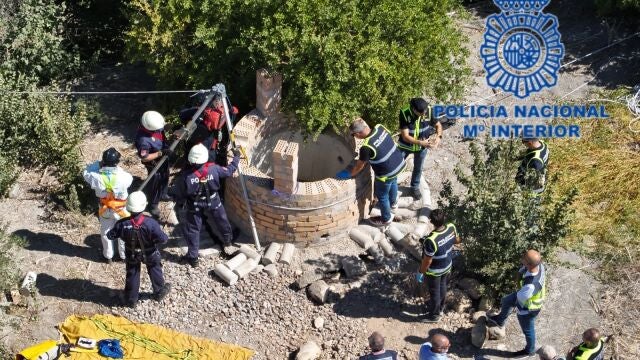El pozo donde fue localizado el cuerpo