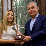 Olga Carmona es recibida en el Ayuntamiento de Sevilla