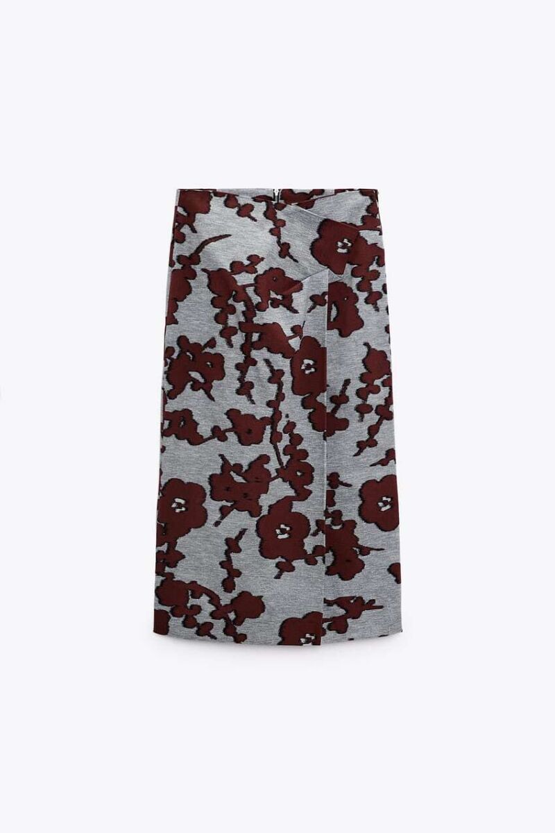 Falda estampada.