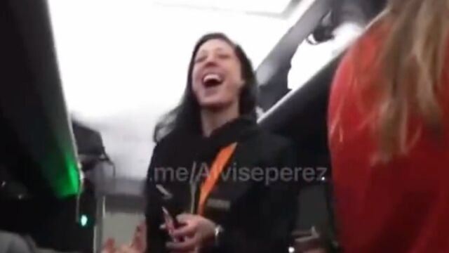 Jenni Hermoso en el autobús tras la final del Mundial Femenino