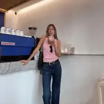 Ali Guijarro con bailarinas de Mango.