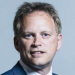  Grant Shapps, hasta ahora ministro de Energía y Cero Neto y uno de los primeros apoyos del primer ministro, Rishi Sunak