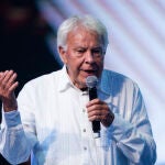 Expresidente español Felipe González ve oportunidad de "desarrollo espectacular" en México