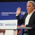Bendodo dice que Sánchez ha abierto "la caja de Pandora de la división": "Si no pone límites se acabará arrepintiendo"