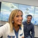 Rocío Martínez, acompañada de Edu Pidal en los estudios de Onda Cero