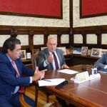 El alcalde junto a los concejales Alberto Gutiérrez Alberca y José Ignacio Zarandona