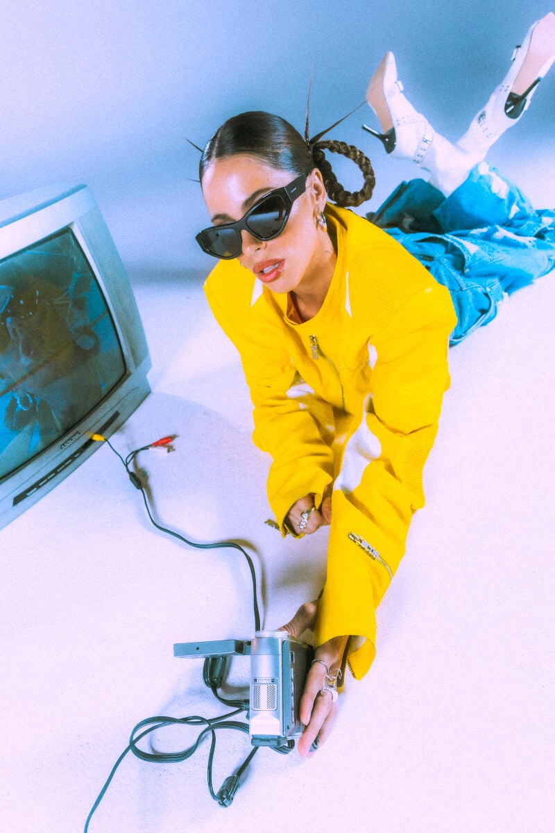 HAWKERS X TINI – CODE