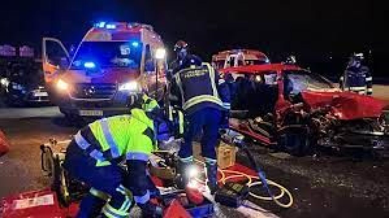Ocho heridos en Madrid tras impactar un coche que circulaba en ...