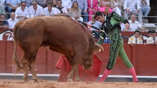 Rotundo triunfo de Miguel Ángel Perera en Salamanca