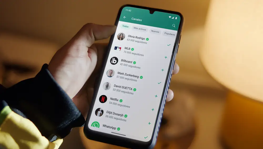 Meta lanza globalmente los canales de WhatsApp.