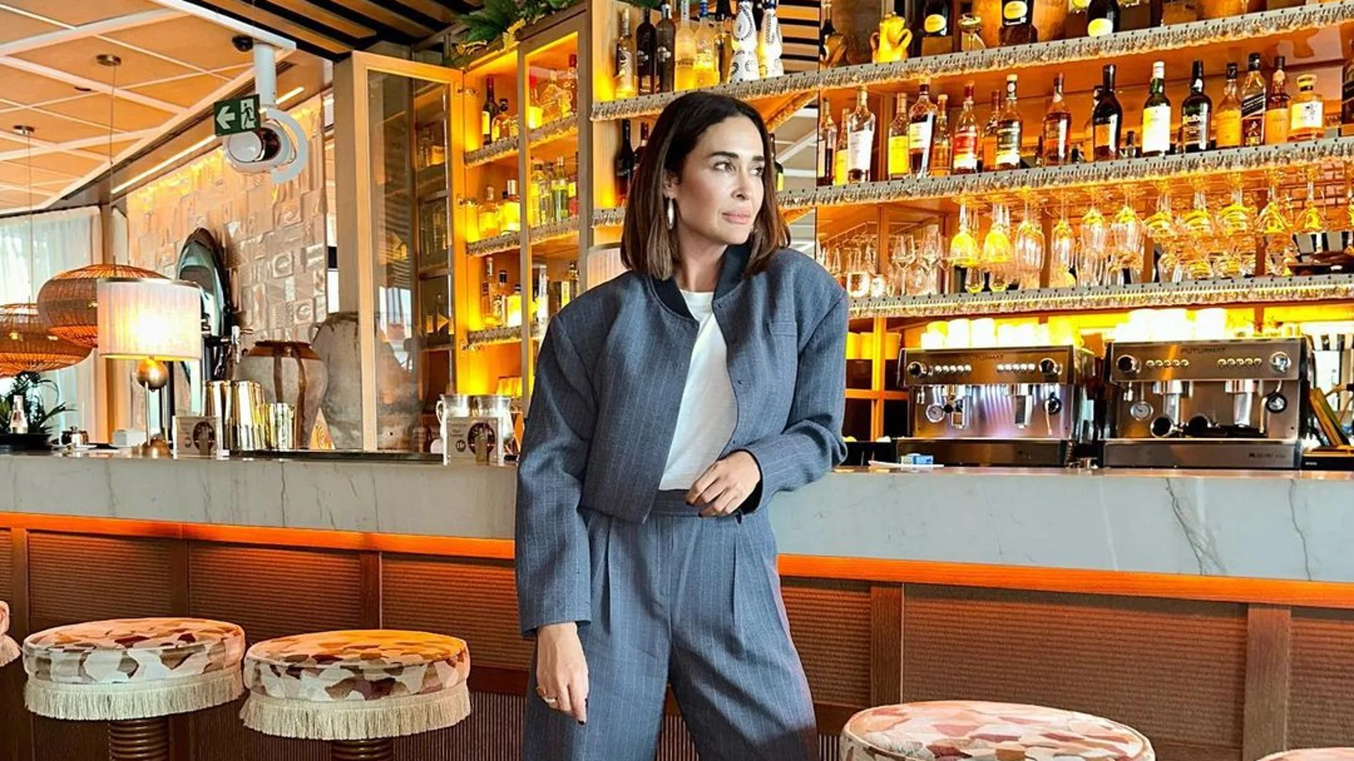 Vicky Martín Berrocal con traje de Mango.