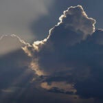 La DANA activa avisos en 8 comunidades por lluvias y tormentas, Castilla y León en naranja