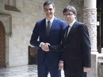 Carles Puigdemont y Pedro Sánchez