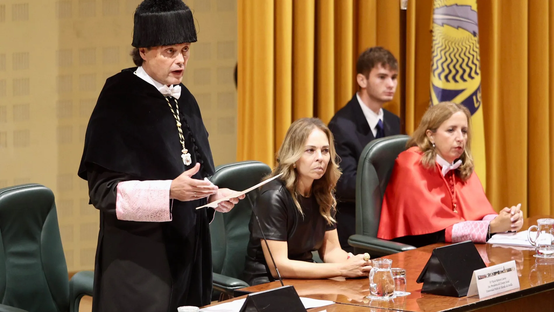 Francisco Oliva, durante el acto de apertura del curso académico 2023-24