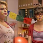 Brays Efe junto a Belén cuesta, en sus papeles de Paca Salas y Magüi